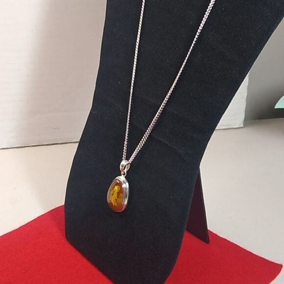 Vintage Carved Amber Sterling Silver Pendant and Chain Cottagecore - Picture 4 of 12